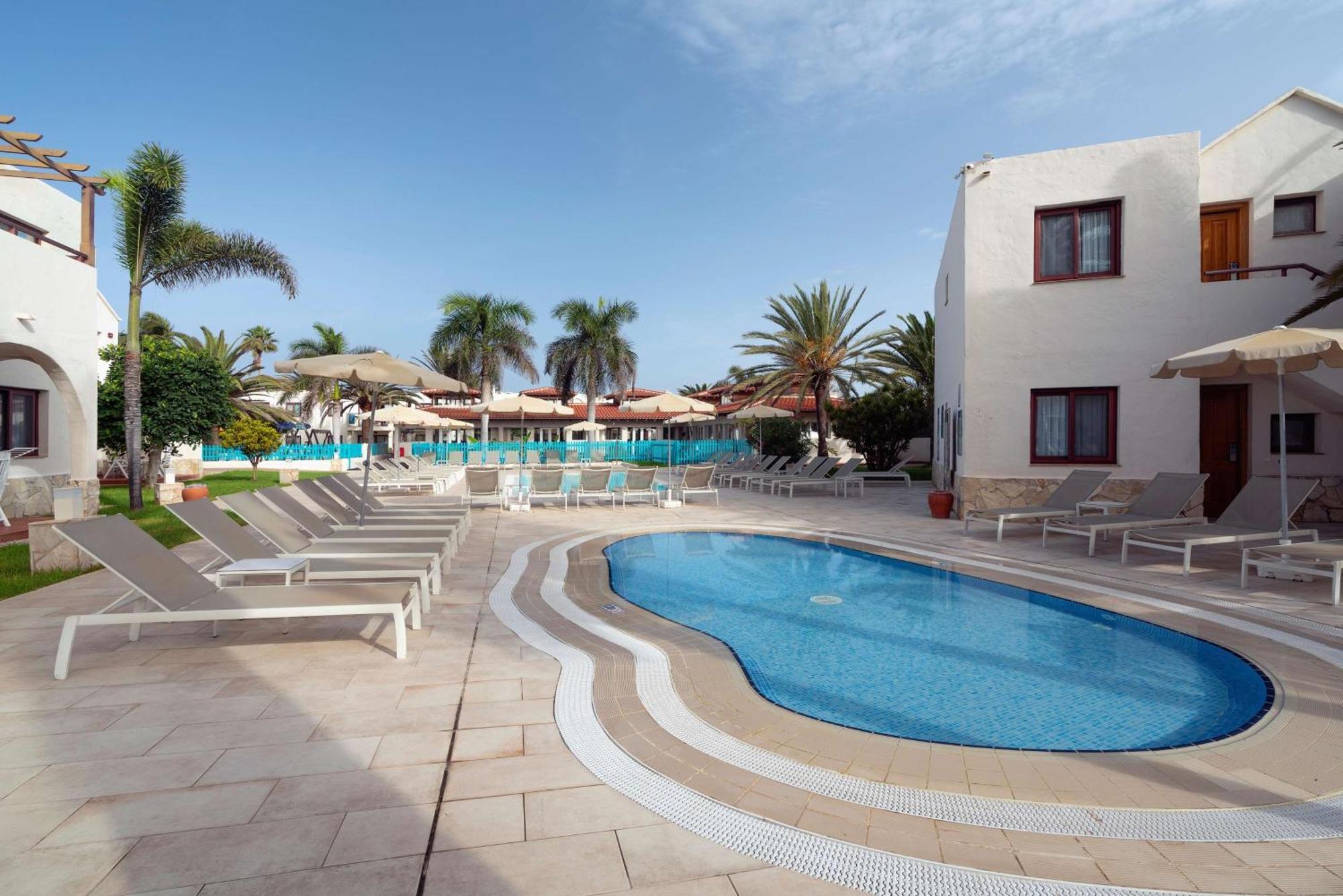 Alua Suites Fuerteventura คอร์ราเลโฮ ภายนอก รูปภาพ